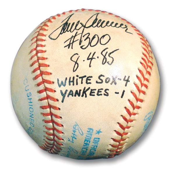 - 1985 Tom Seaver 300th Win Game Used Baseball