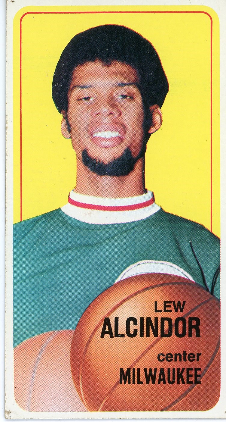 Basketball Cards - 1970-71 Topps Basketball Complete Set of 175 Cards