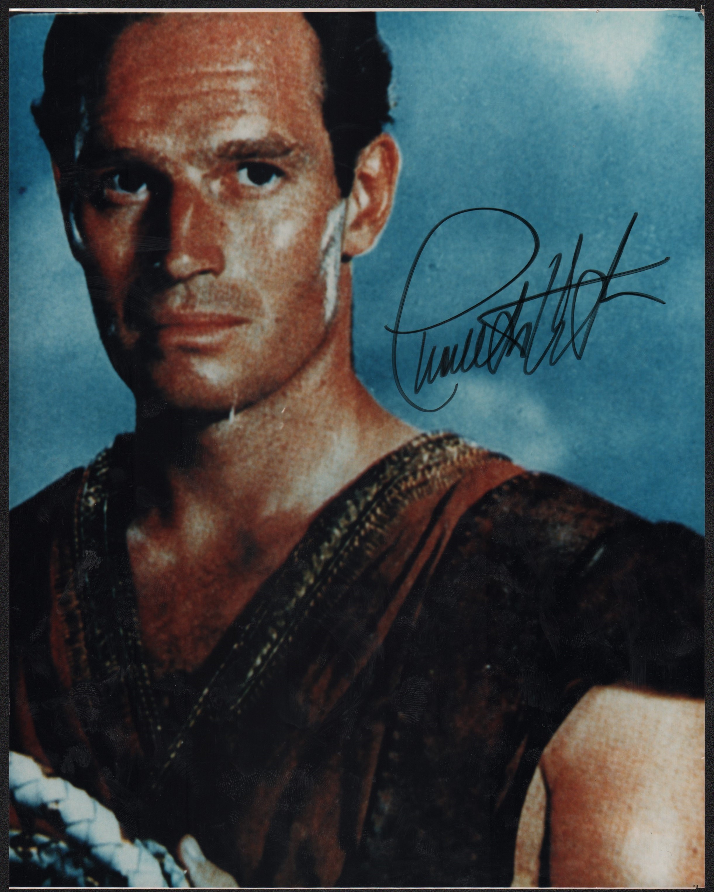 Rock And Pop Culture - Charlton Heston "Ben Hur" Signed 8x10 (PSA/DNA)