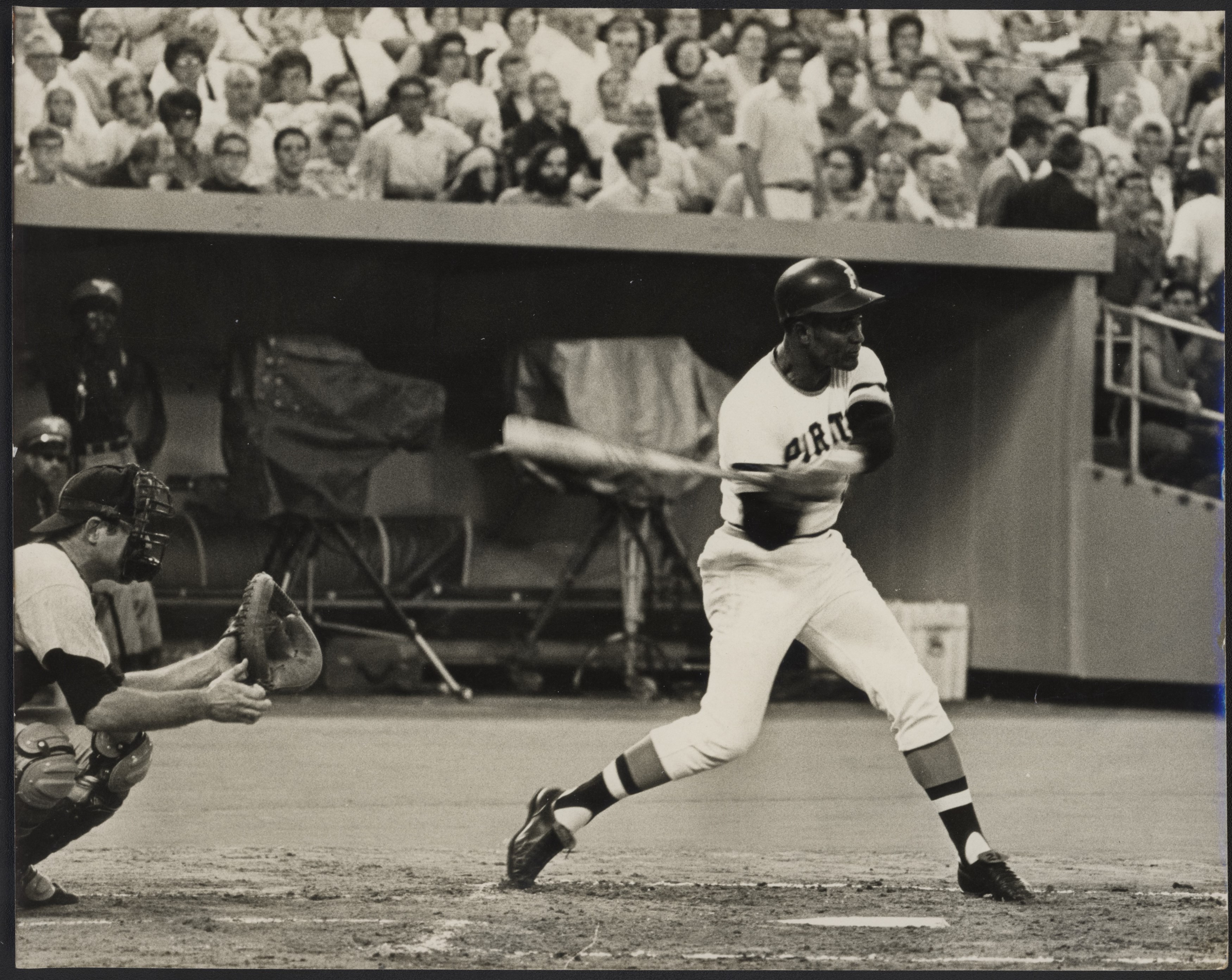Clemente and Pittsburgh Pirates - 1970s Roberto Clemente at Bat vs. SF Giants Type 1 Photo