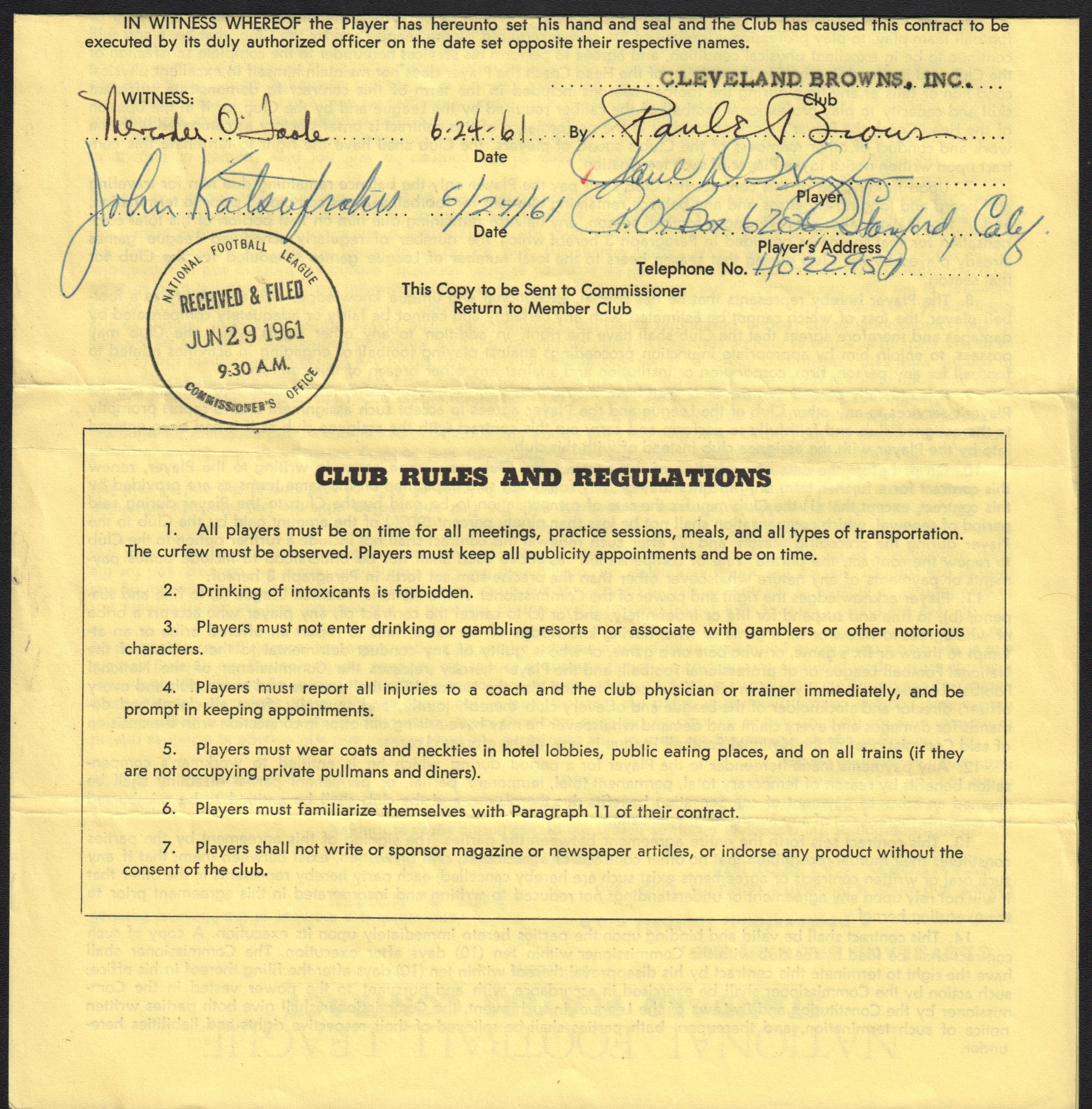 - 1959 Cleveland Browns Contract Signed by Paul Brown