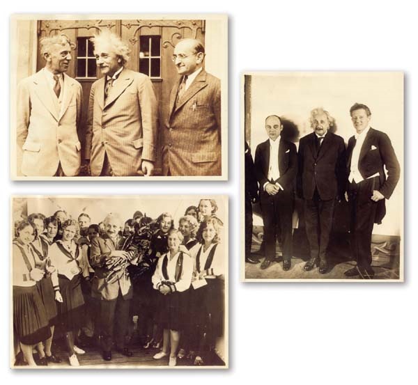 Non-Sports photographs - Albert Einstein Vintage Wire Photos (9)