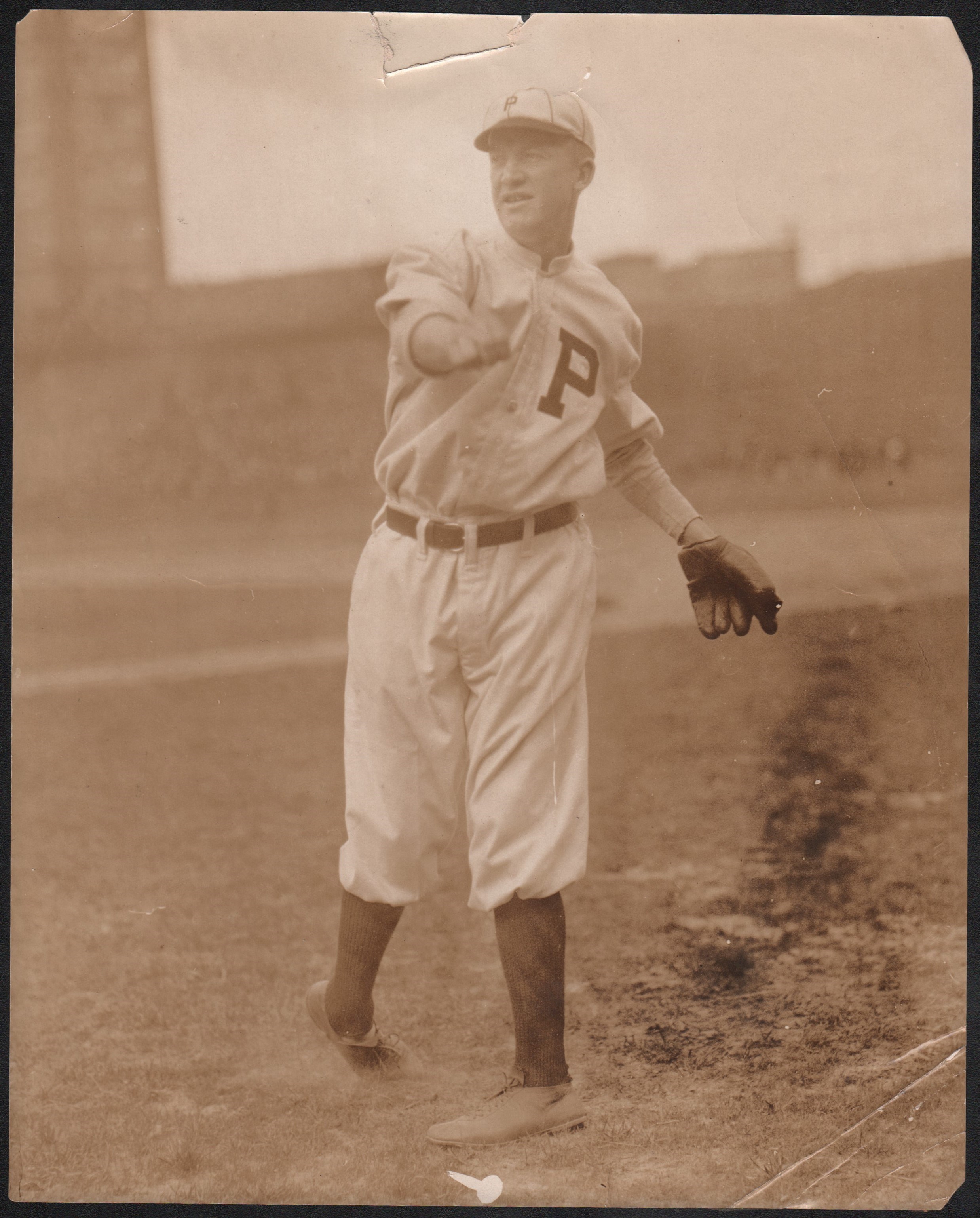 - 1910s Grover Cleveland Alexander Type I Photograph