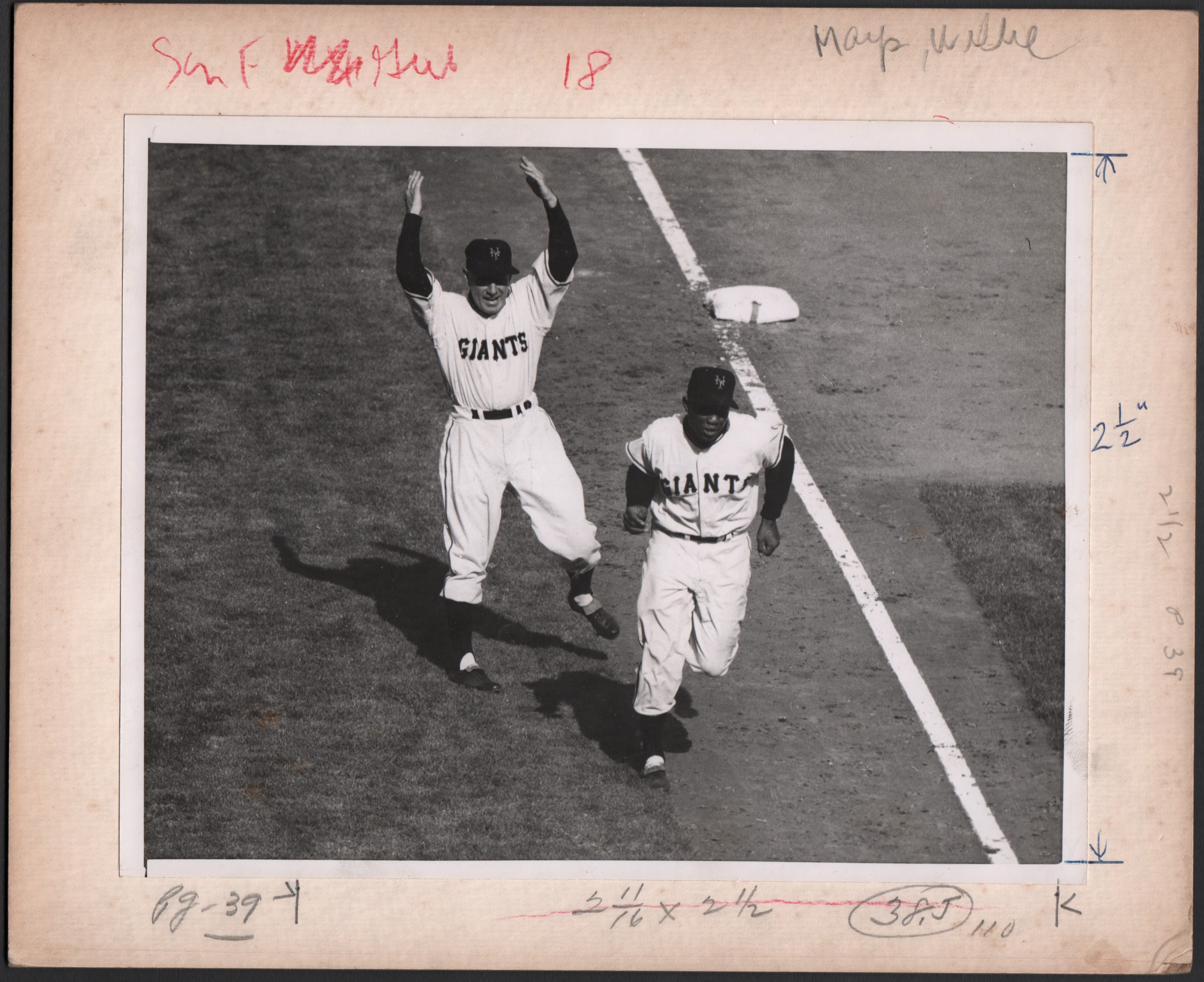 Vintage Sports Photographs - 1954 Willie Mays Races for Home Type I Photograph