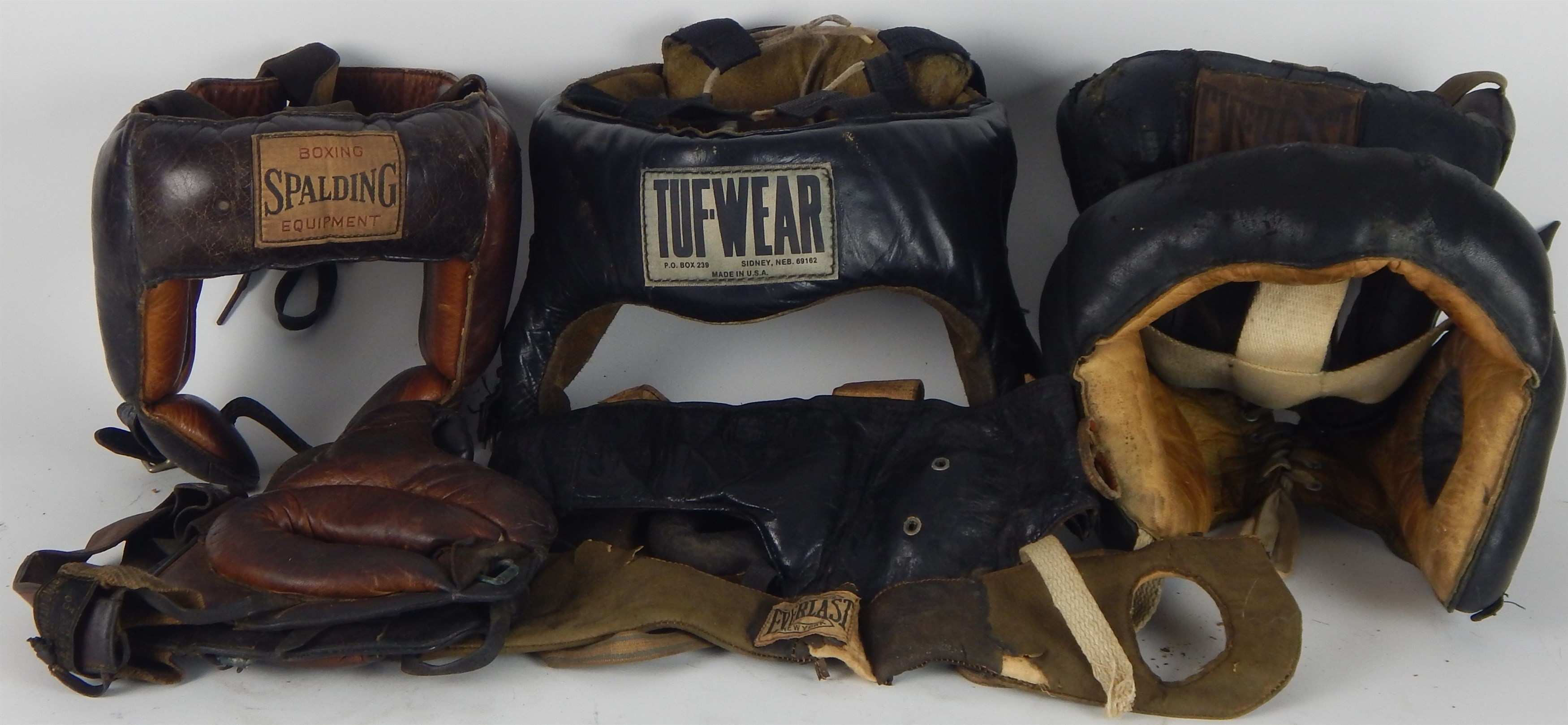 Memorabilia Boxing - Vintage Boxing Head Gear (7)