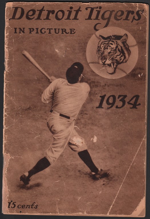 Baseball Autographs - 12934 Detroit Tiger Signed Yearbook w/ Hank Greenberg (PSA LOA)