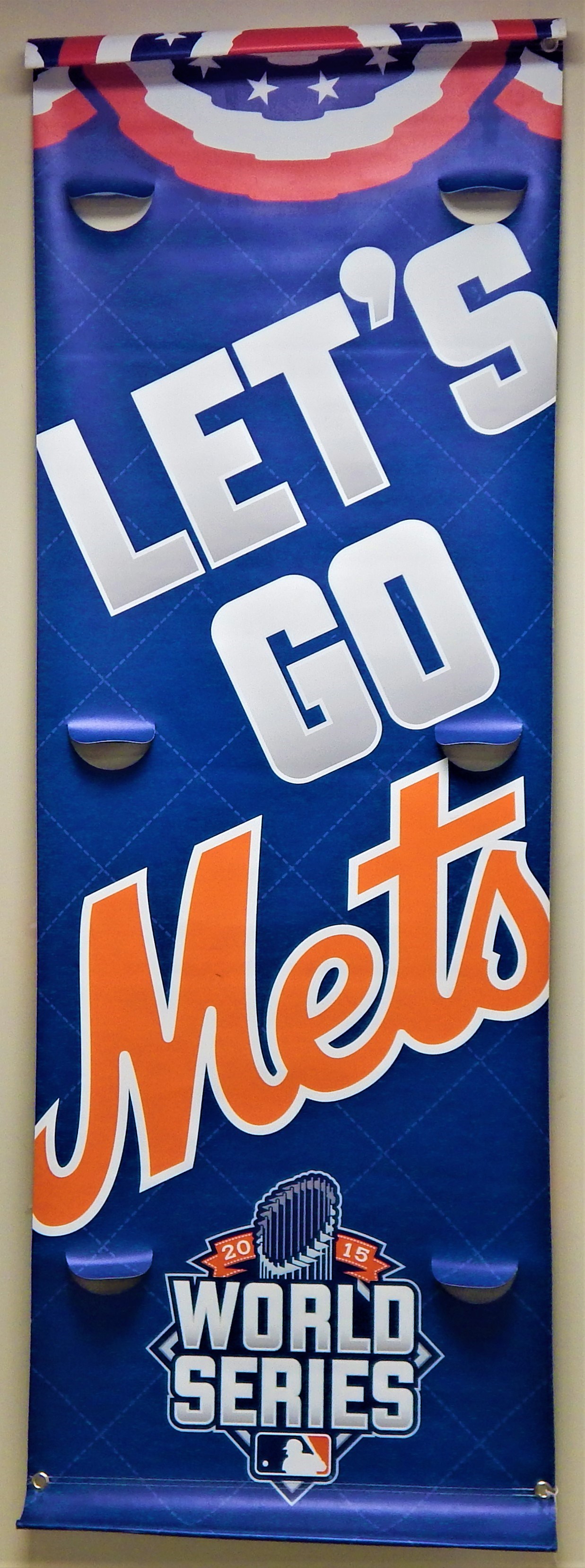 NY Yankees, Giants & Mets - 2015 New York Mets World Series Stadium Flown Banner (MLB Holo)