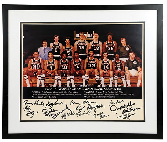 - 1970-71 World Champion Milwaukee Bucks Team Signed Poster w/ Jabbar & Robertson