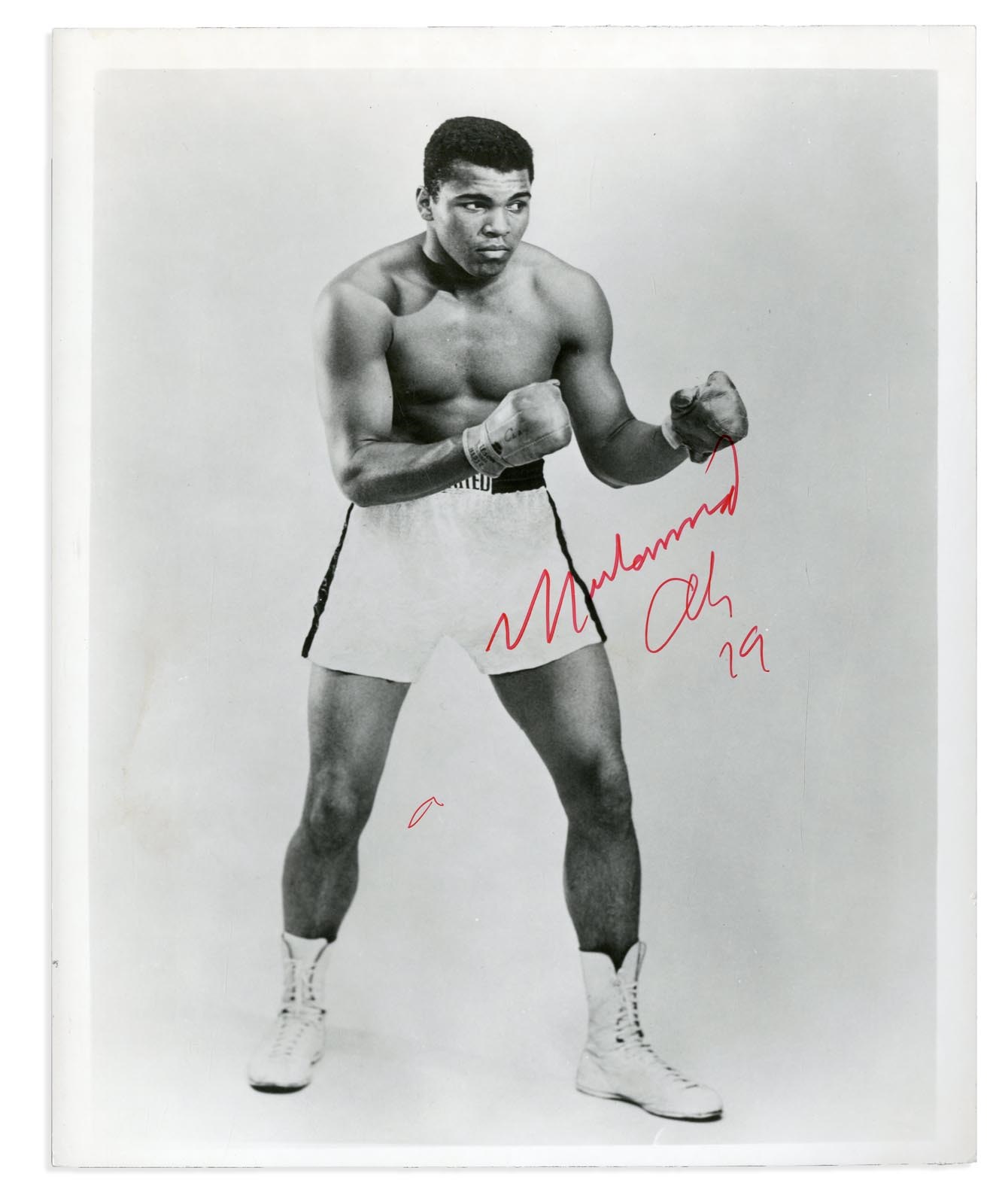 Muhammad Ali & Boxing - Muhammad Ali Vintage Signed Photograph (SGC)