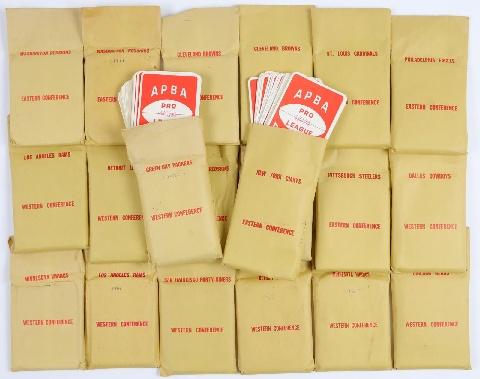 - 1961 APBA Game Cards In Envelopes NFL Football Complete Set w/ Extra's