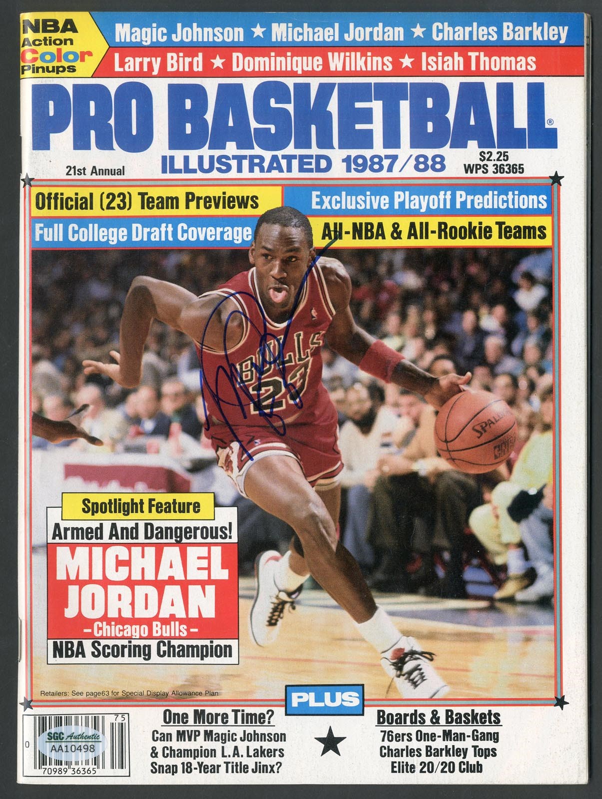 Memorabilia-Basketball - Vintage Signed Michael Jordan Pro Basketball Illustrated SGC