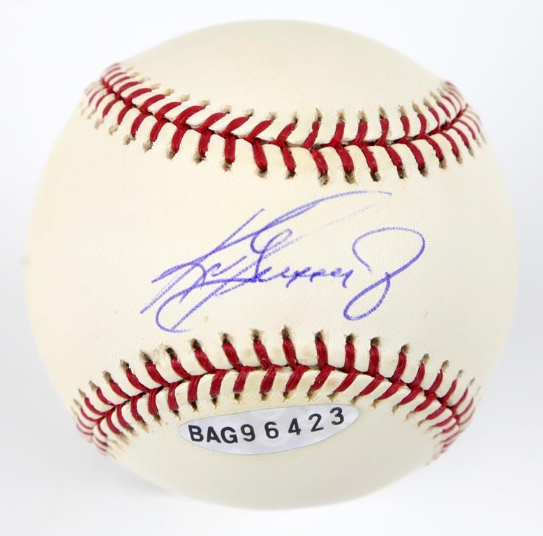 - Ken Griffey Jr. Single Signed Baseball (UDA)