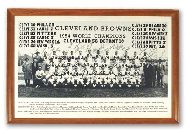 Football - 1954 Cleveland Browns Team Signed Photograph (14x20" framed)