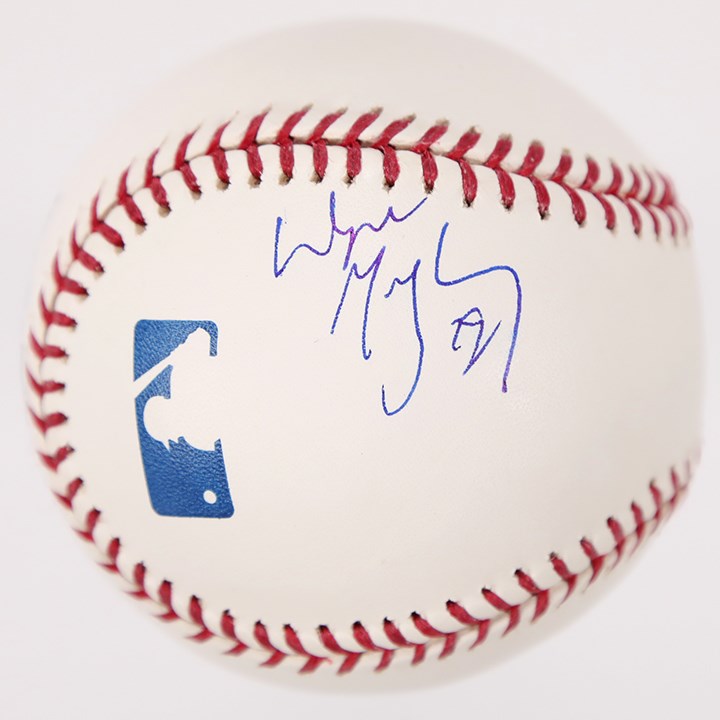 Baseball Autographs - Wayne Gretzky Singed Baseball