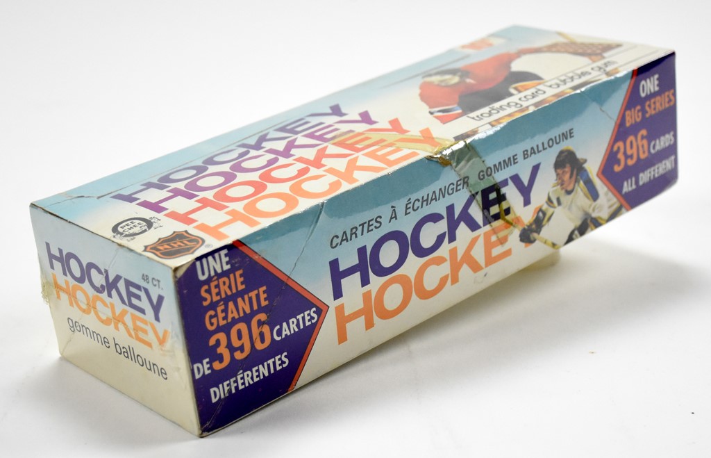 Hockey Cards - 1974 O-Pee-Chee Hockey Display Box