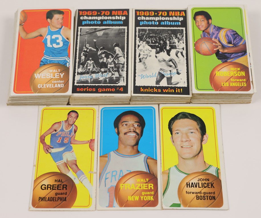 Basketball Cards - 1970-71 Topps Basketball Partial Set