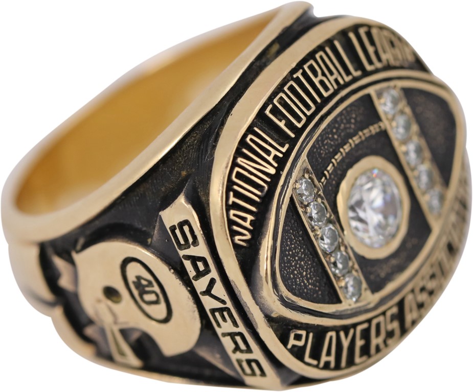 - Gale Sayers NFL Alumni Ring