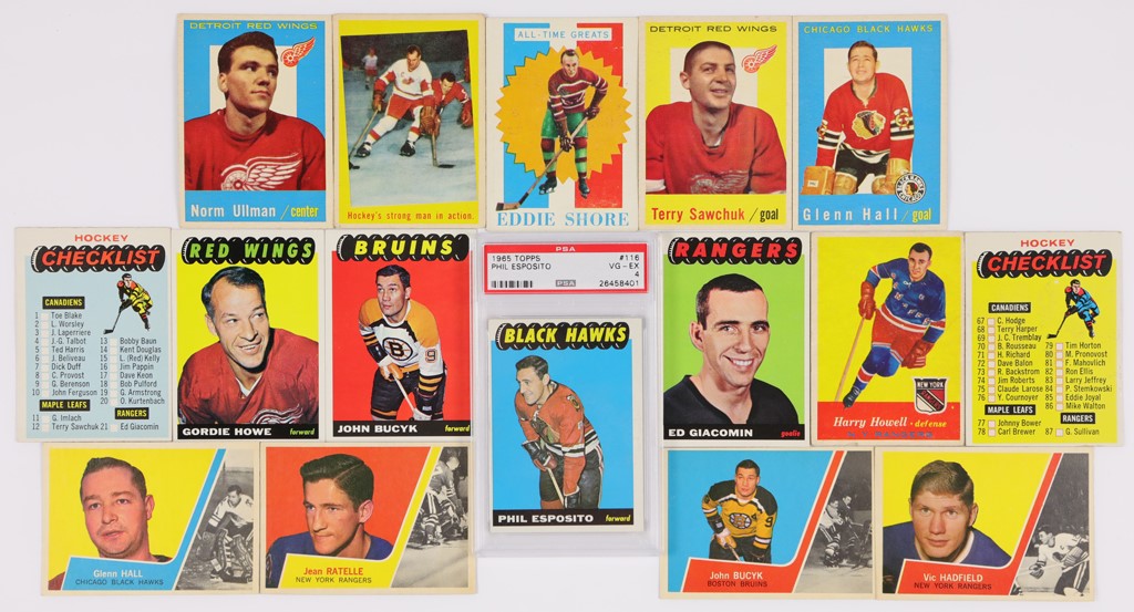 - Late 1950's-1960's Topps Hockey Card Collection (164)