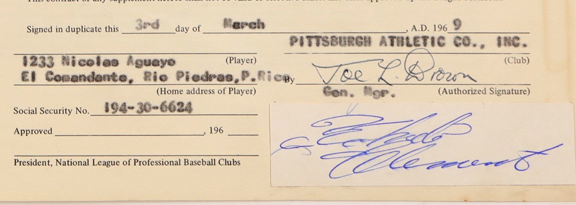 - 1969 Roberto Clemente Signed Pittsburgh Pirates Contract