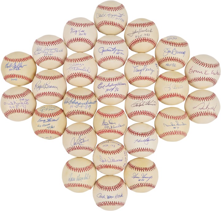 - Huge Lot of Signed Baseballs Over 375 Balls