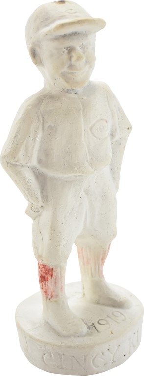 Cincy Kid 1919 World Series Chalk Statue