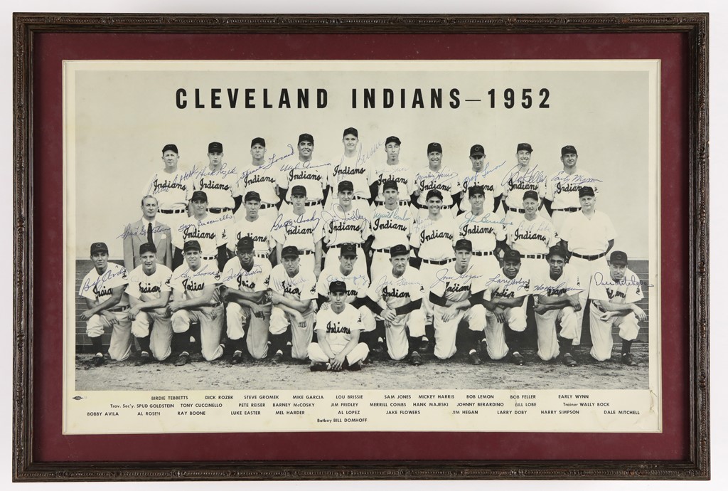 Cleveland Indians - 1952 Cleveland Indians Team Signed Photo