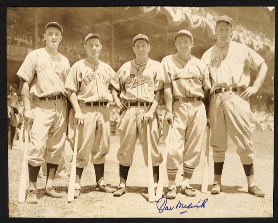 Baseball Autographs - 1939 All Star Game Photo Signed by Joe Medwick (PSA)