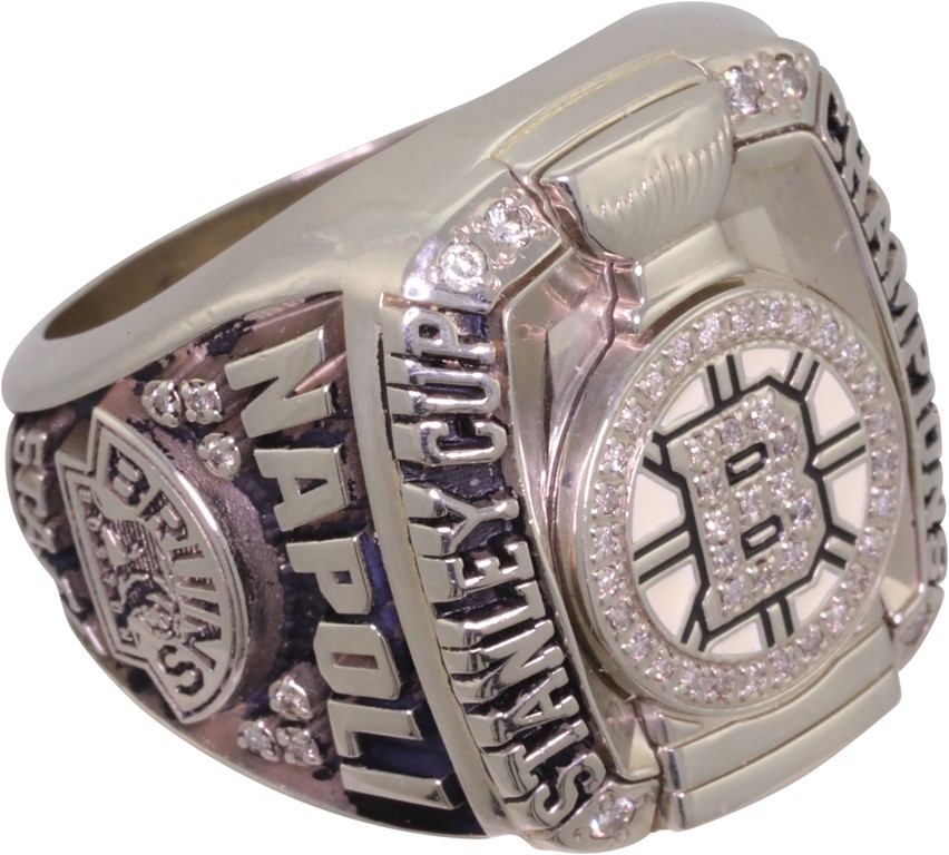 Hockey - 2011 Boston Bruins NHL Stanley Cup Championship Ring