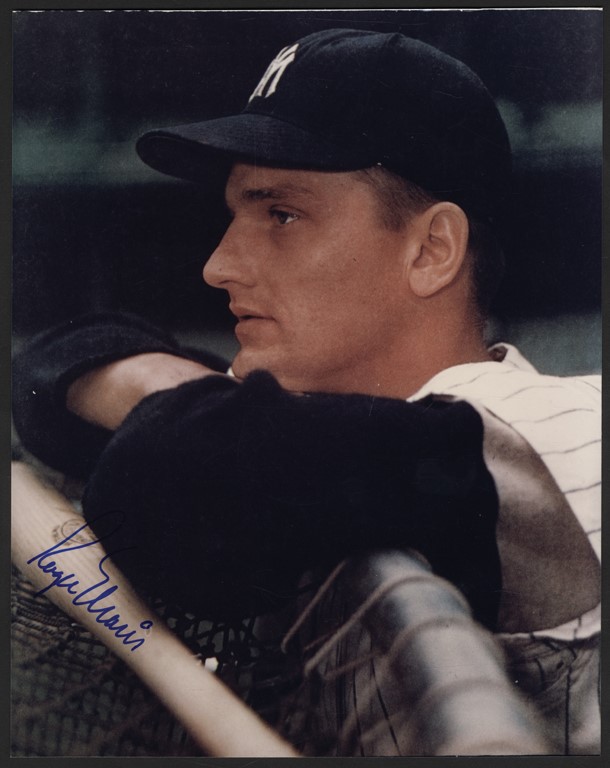 Roger Maris Signed New York Yankees Photograph (PSA GEM MINT 10)