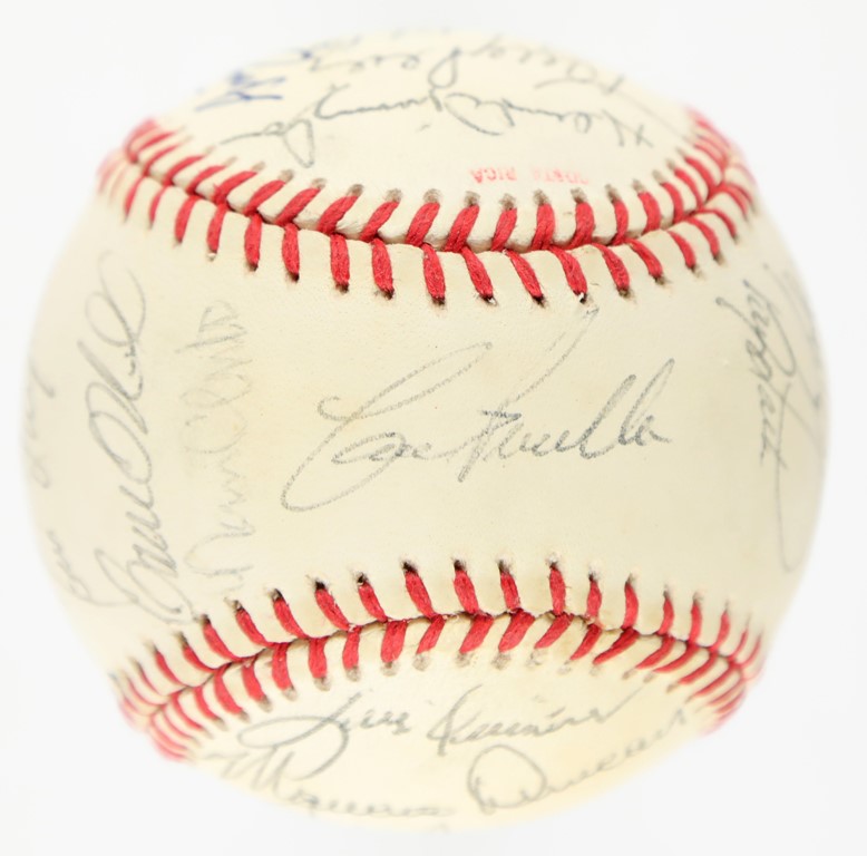 - 1990 World Champion Cincinnati Reds Team-Signed Baseball