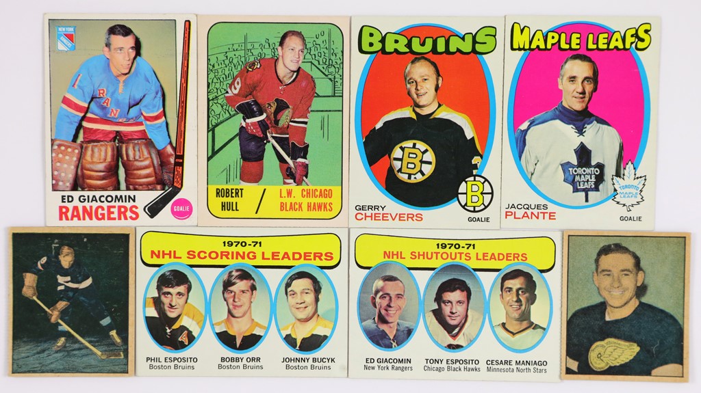- Diverse Hockey Card Collection with Rarities (140+)