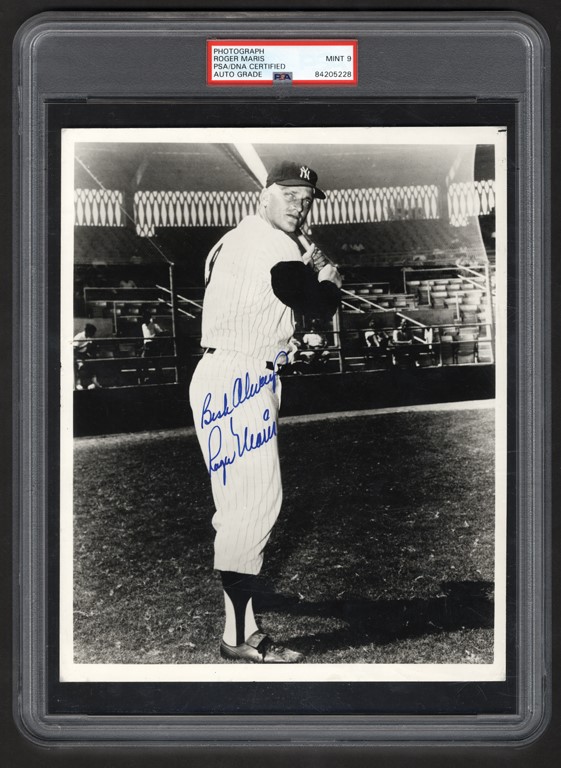 Roger Maris Signed Photograph (PSA MINT 9)