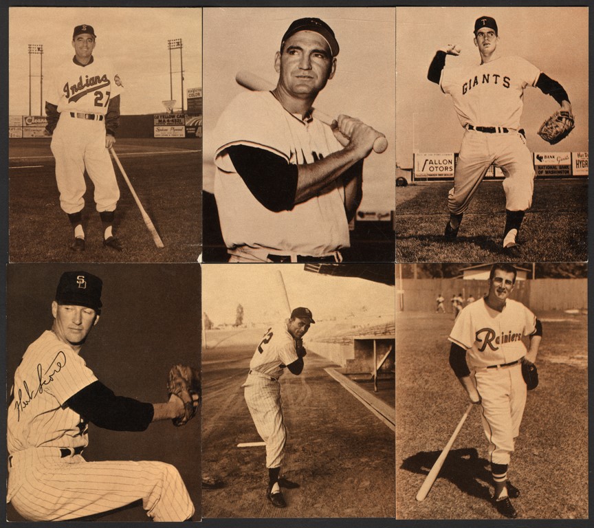 - 1961 Union Oil Pacific Coast League Baseball Complete Set (70)