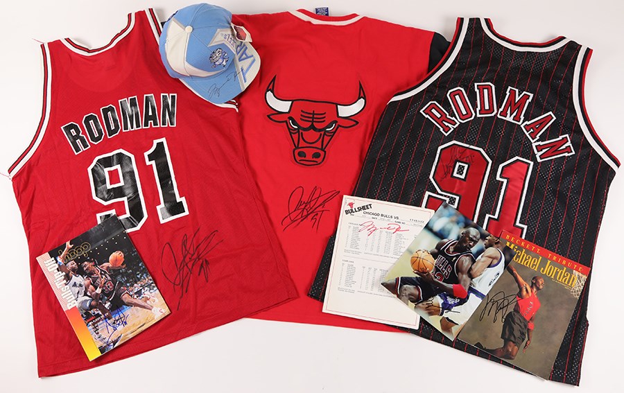 - Jordan, Pippen & Rodman Autograph Collection (8)