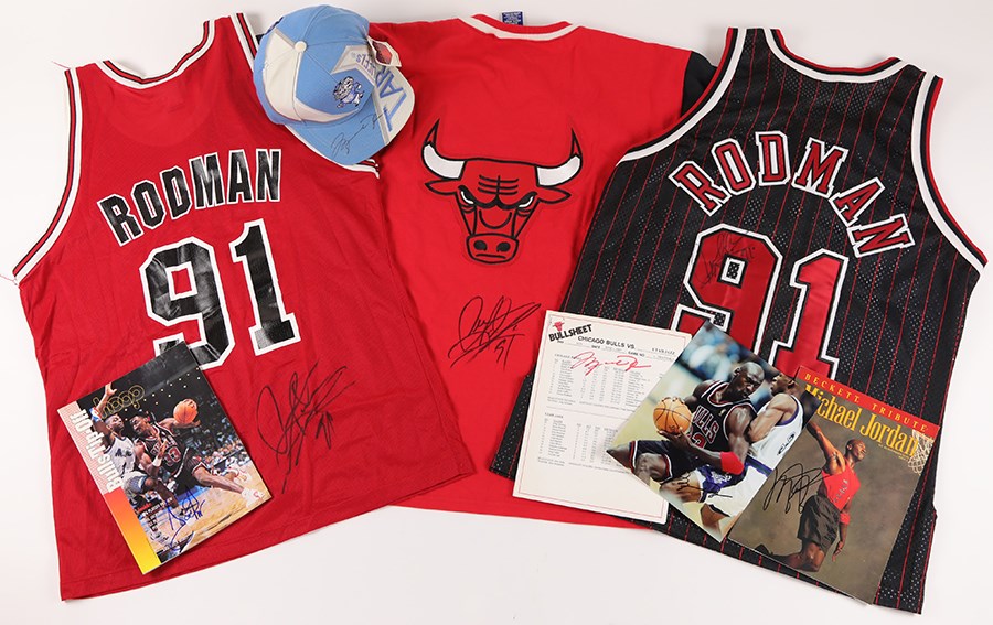 Basketball - Jordan, Pippen & Rodman Autograph Collection (8)